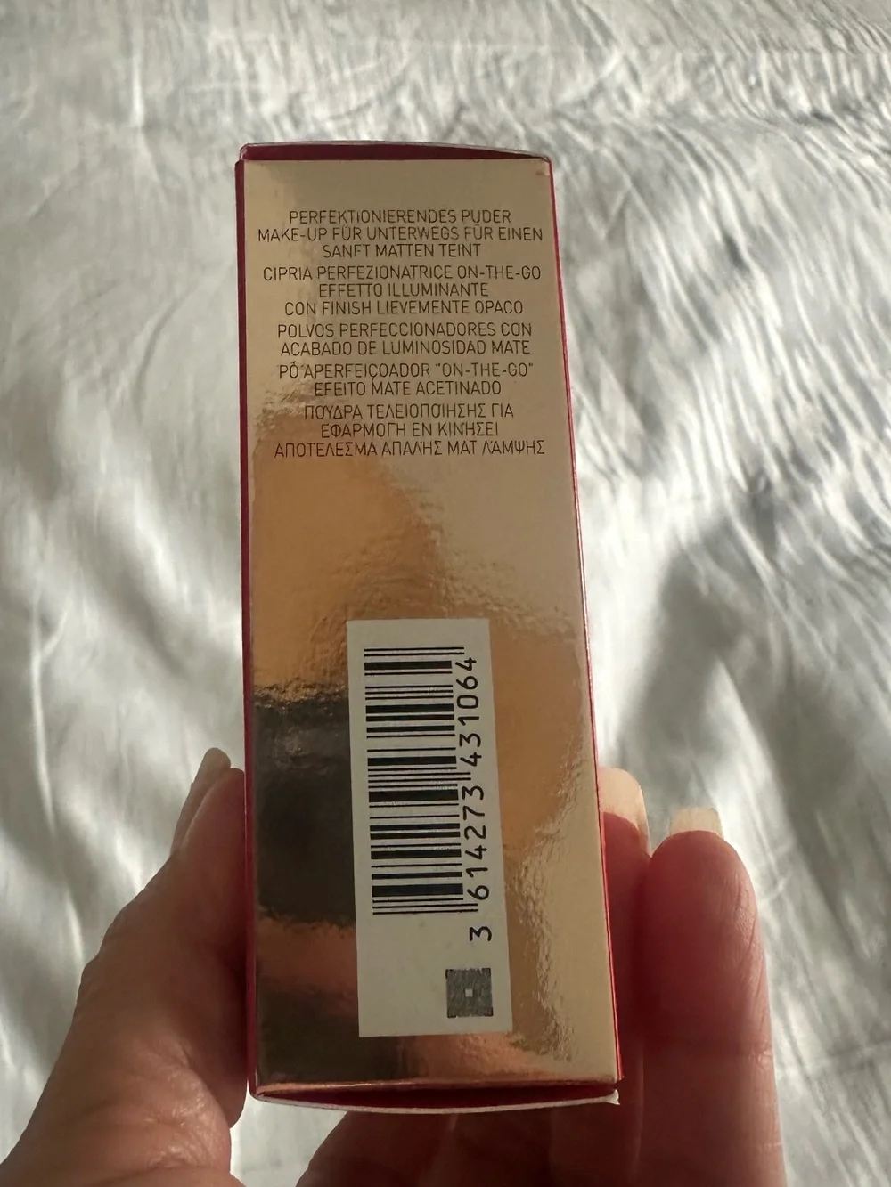 Valentino Garavani VLTN Refillable Finishing Powder Compact -